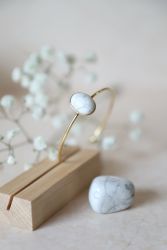 Les vertus des gemmes et de la nacre 9 Howlite min scaled